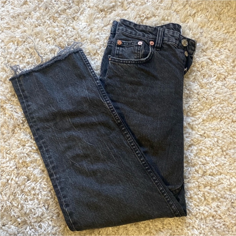 Black Zara jeans